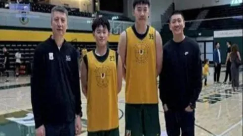 德乙烽火燃情，普鲁士明斯特与波鸿巅峰对决，谁能笑傲江湖？